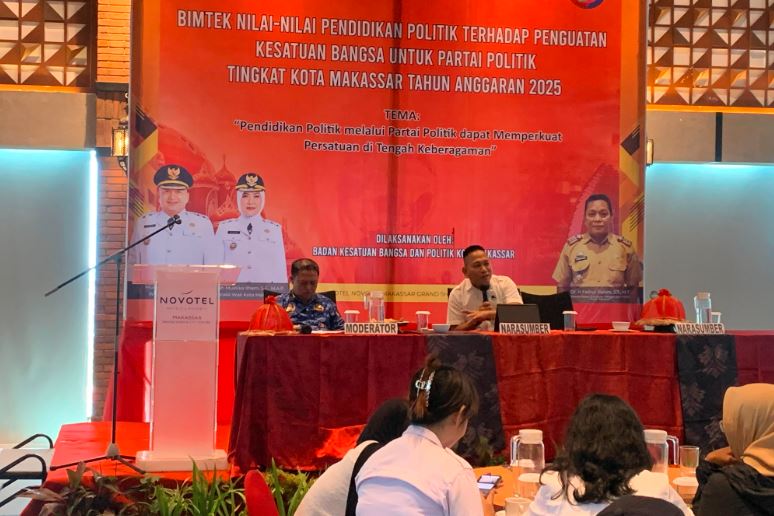 Di Bimtek Kesbangpol, Ismail Dorong Parpol Jadi Simpul Persatuan